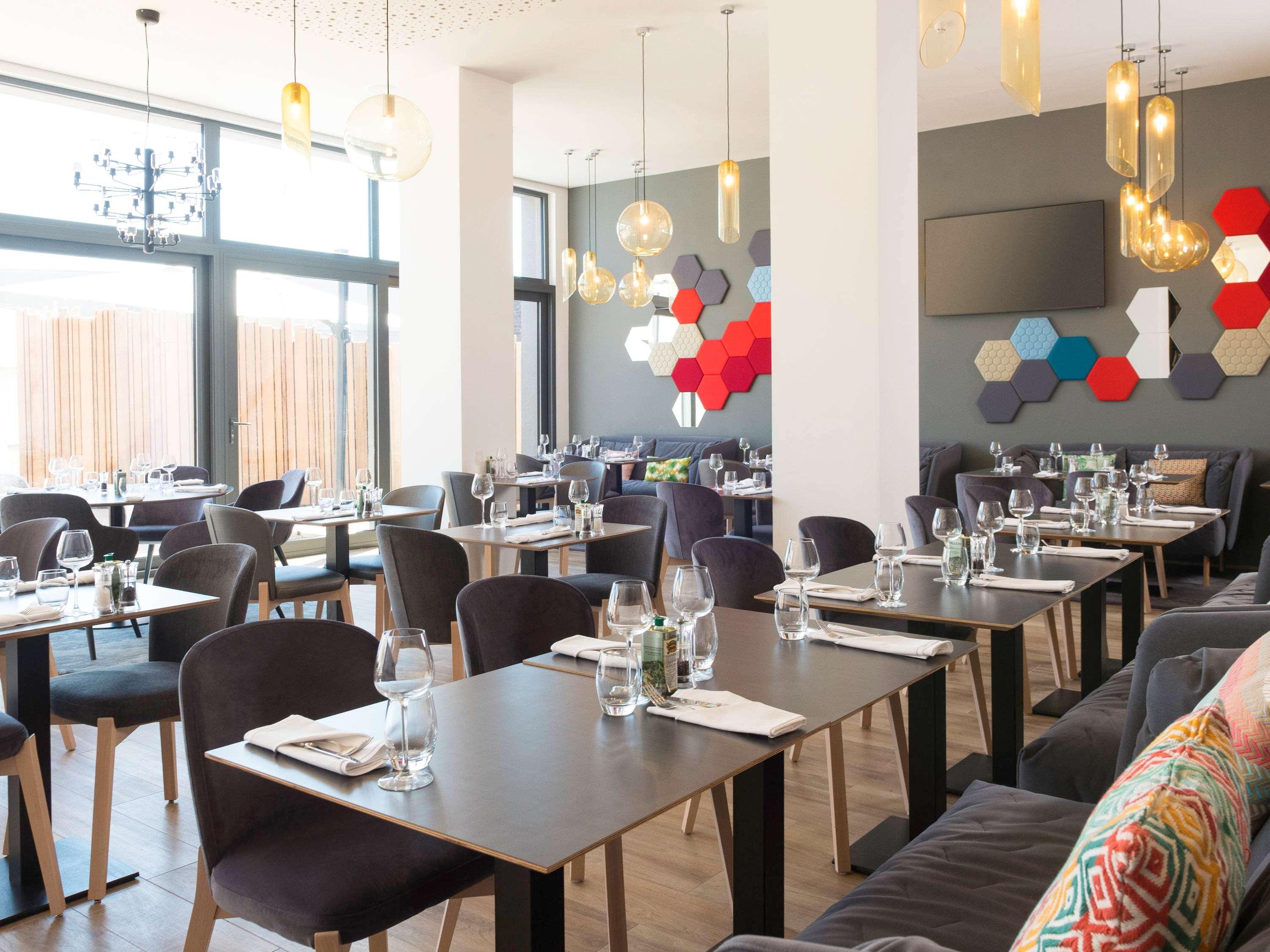 Novotel Charleroi Centre Εξωτερικό φωτογραφία